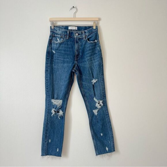 Abercrombie & Fitch High Rise Mom Jeans Size 26 / 2R Distressed - Picture 2 of 8